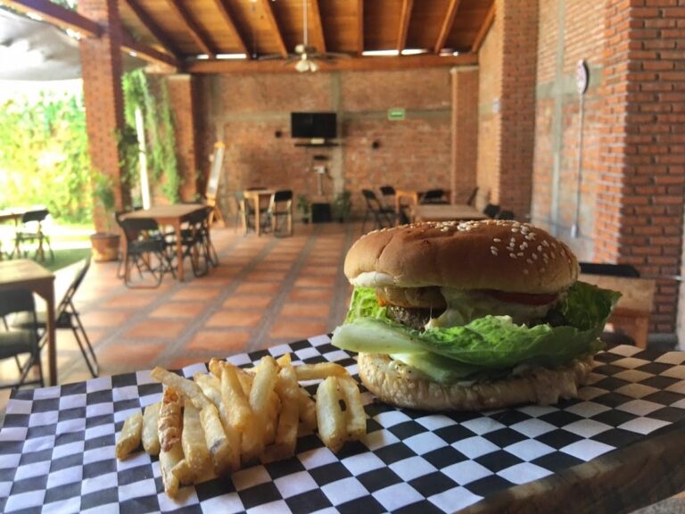 1024 los pilares 8220taco snack8221 768x576