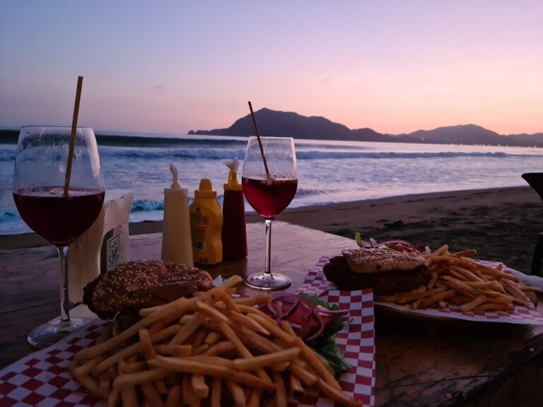 1227 hoa bar 768x576