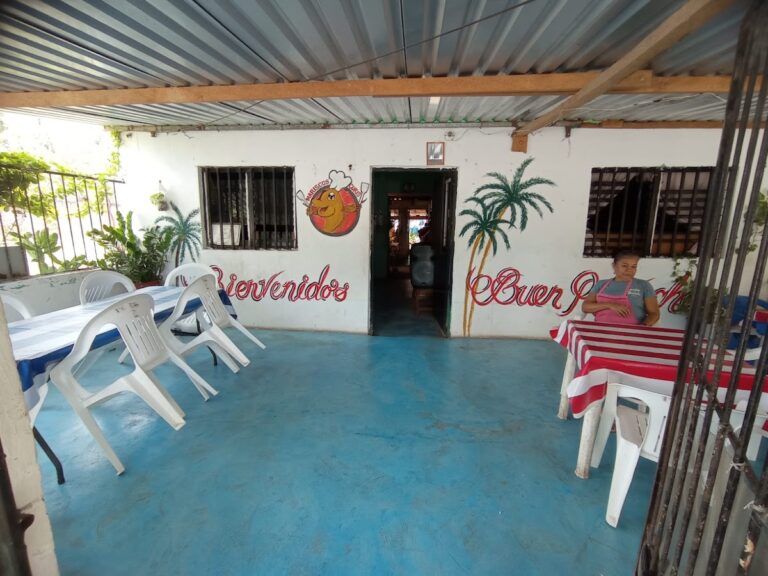 1275 mariscos cukis 768x576