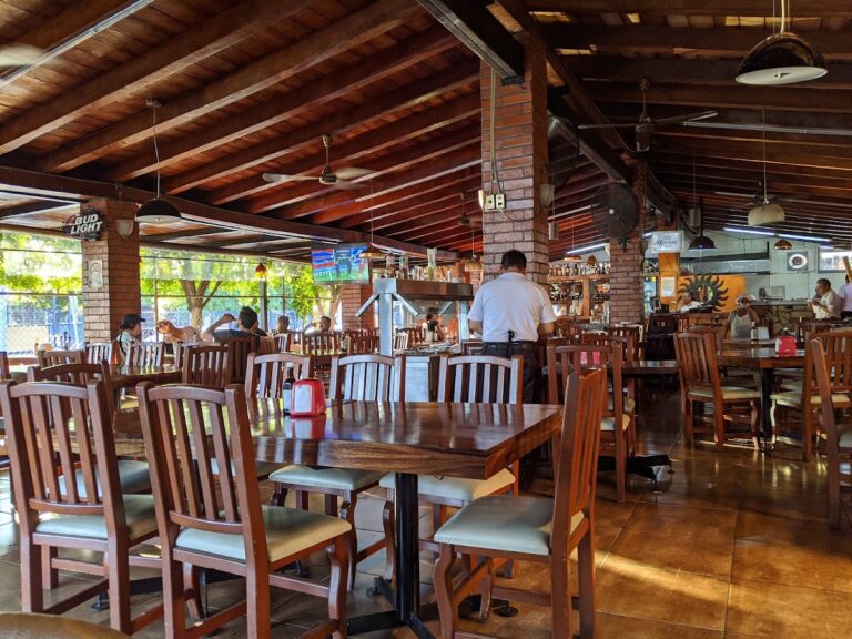 1375 carnes asadas munoz 768x576