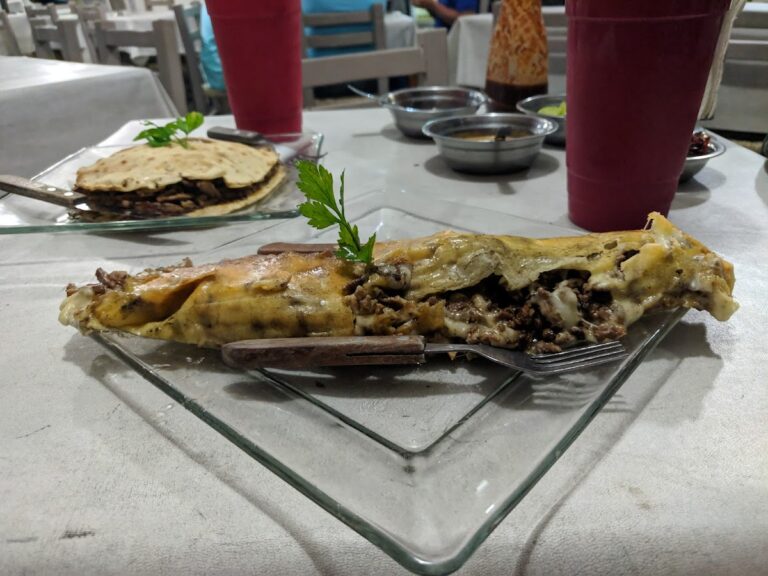 1946 restaurante taqueria los arabes 768x576