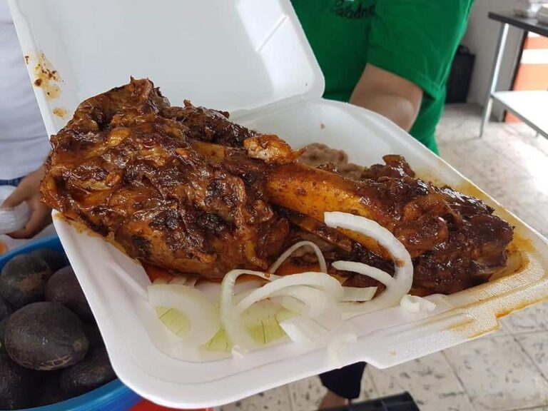 2133 8220comidas catalina8221 768x576