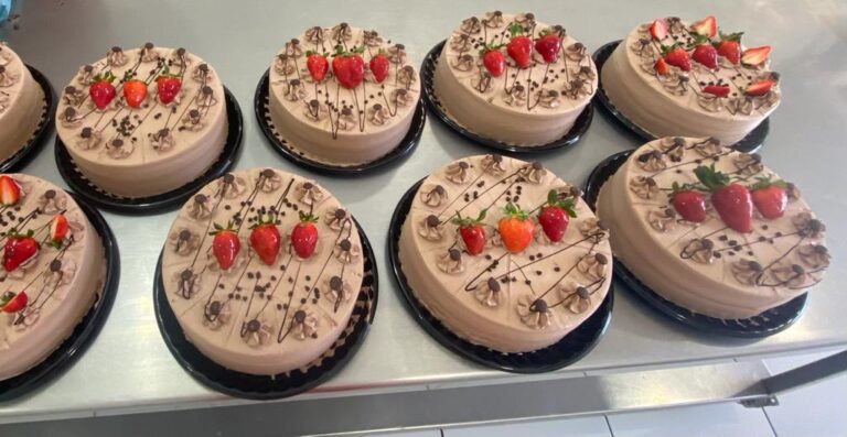 2489 pasteleria conchita 768x397