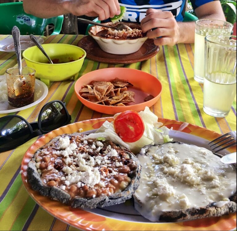 2502 cocina rural tomasa 768x749