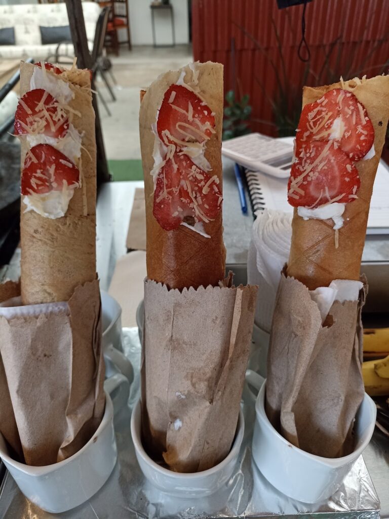 2617 marquesitas el gallo azul santa sofia 768x1023