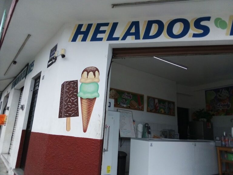2744 heladeria 768x576
