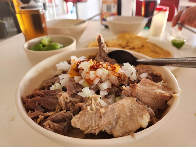 3526 pozole colima 768x576