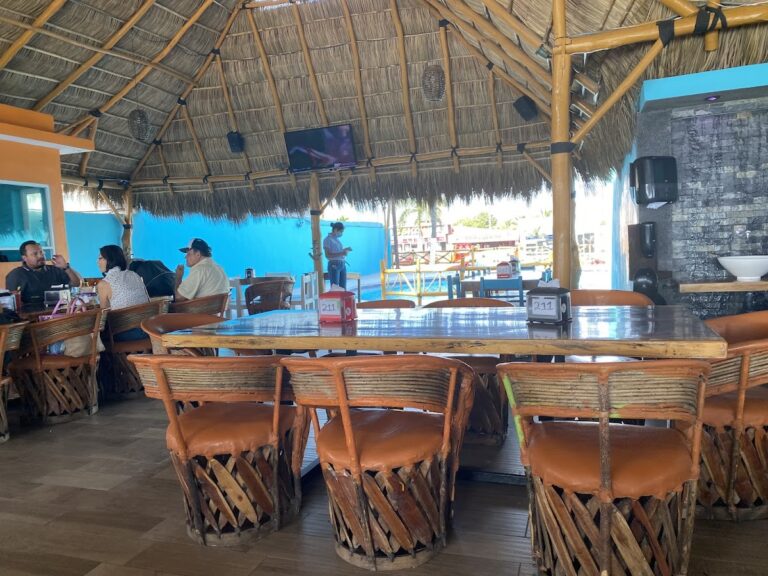 4346 mariscos el capi 768x576