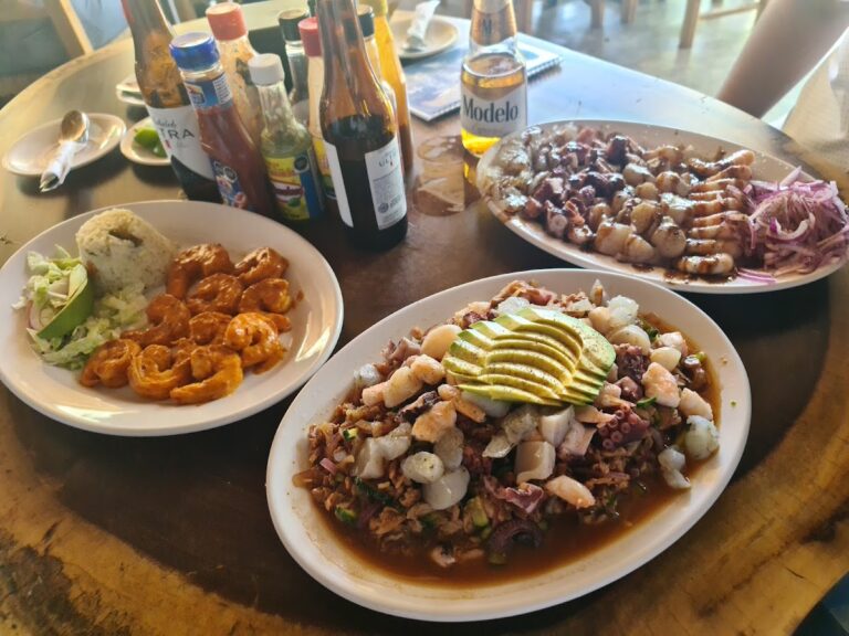 4549 mariscos sergios 768x576