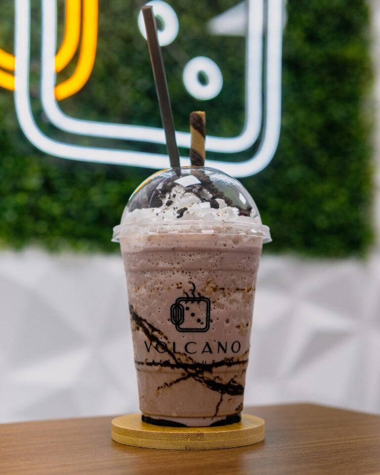 4714 volcano cafeteria 768x960