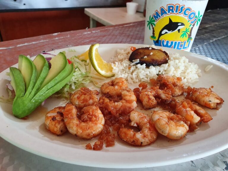 4719 mariscos willi 768x576