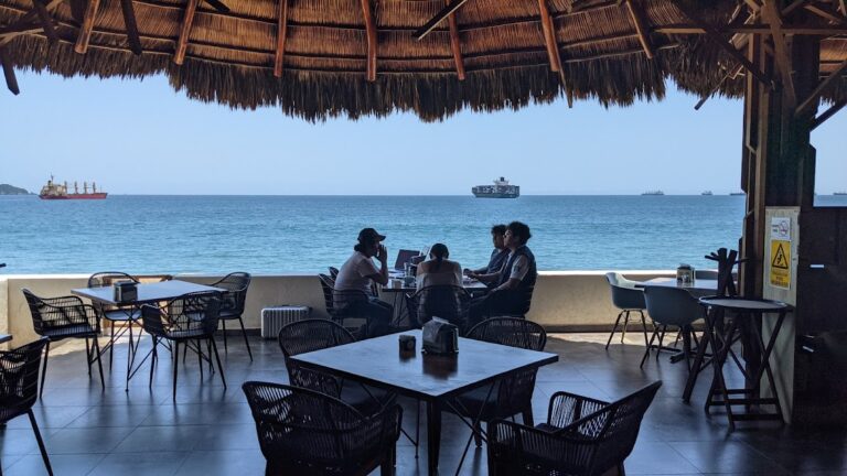 4806 puerto cafe playa 768x432