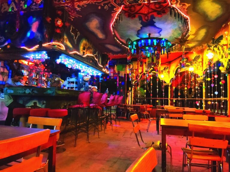 4980 la chintola bar 768x576