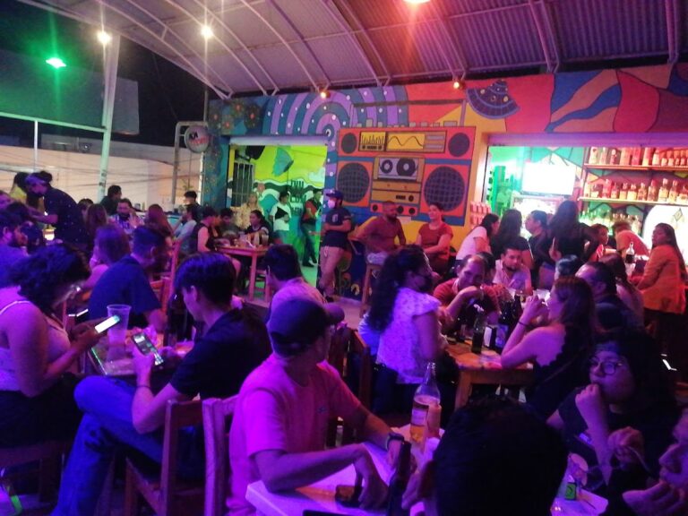 5044 quilombo snacks and bar 768x576