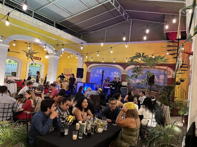 523 los molcajetes de villa 768x576