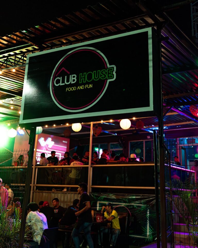 5350 club house 768x960