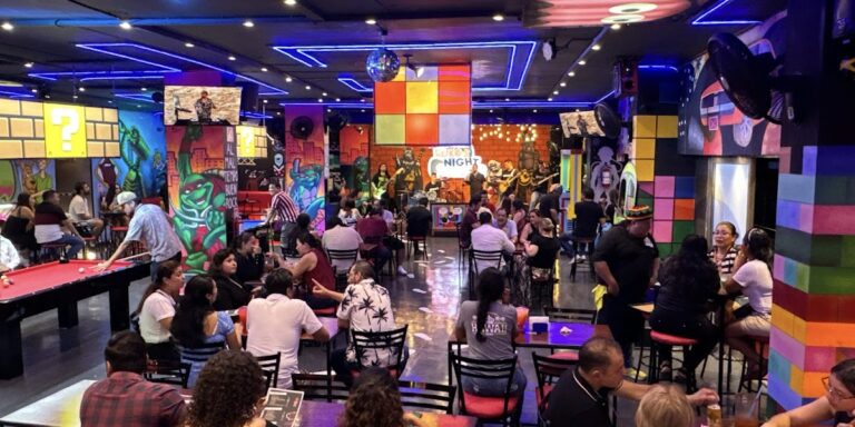 5439 rukos night 768x384