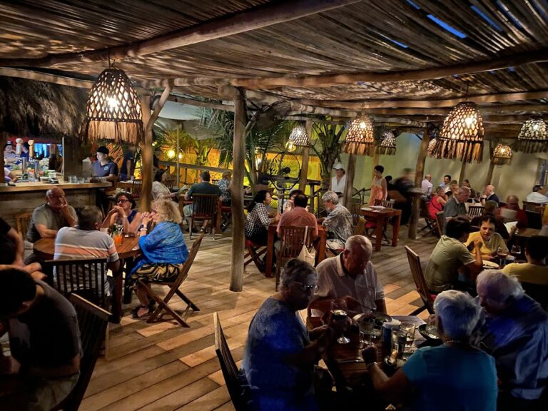 547 pata salada beach bar 768x576