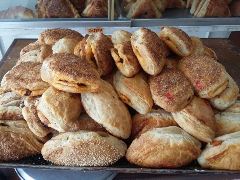 5521 empanadas comala 768x576