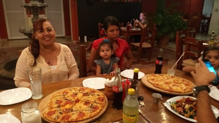 5563 la fontana pizza 768x432