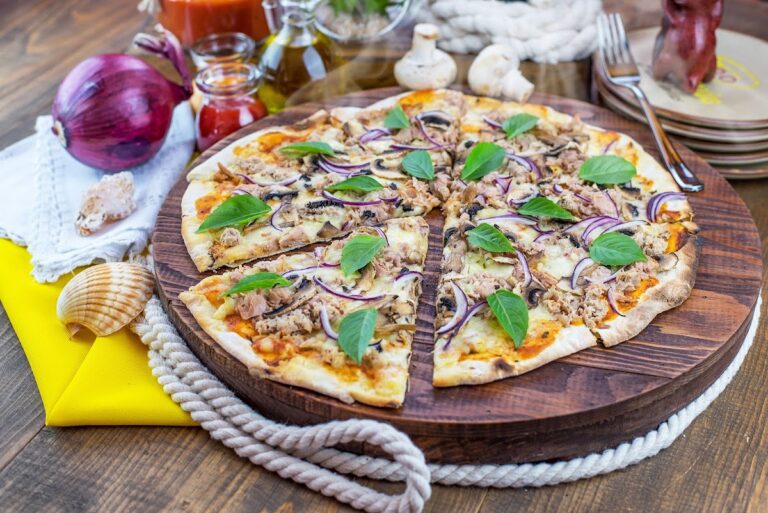 5615 twiins pizza 768x513