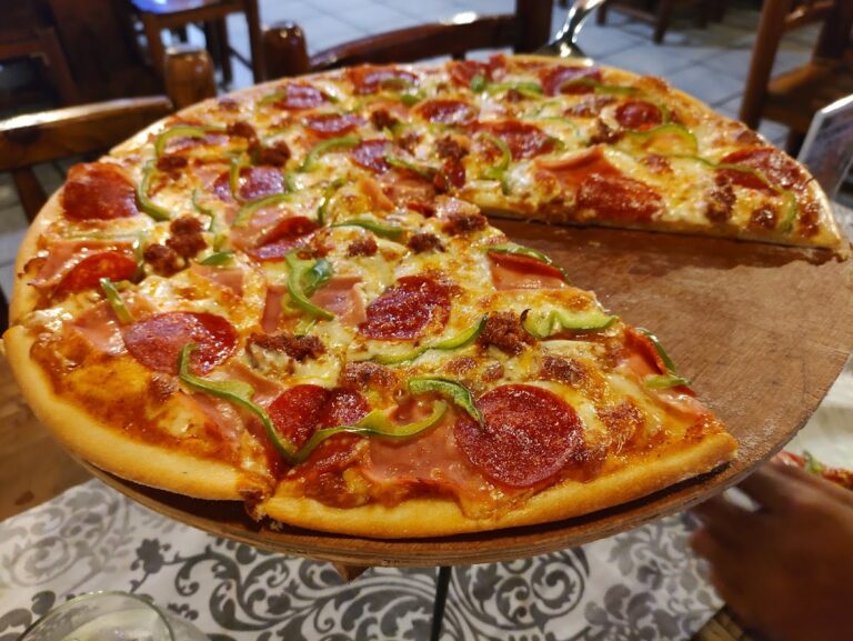 5645 la piczeria 768x577