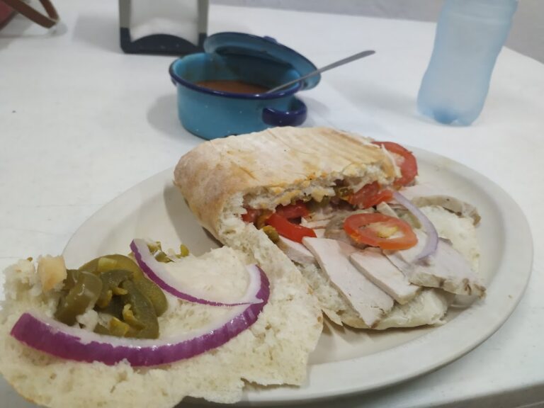 5790 loncheria el venado 1 768x576