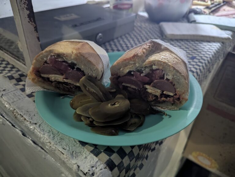 5827 tortas 8220fer y susy8221 768x579