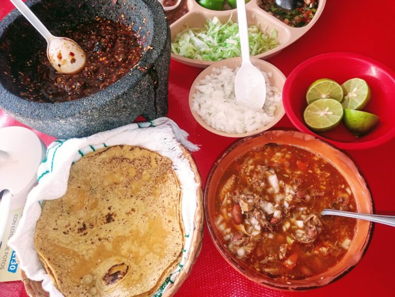 5901 birrieria mendoza 768x577