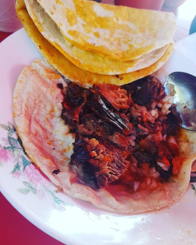 5920 birrieria el gallero 768x960