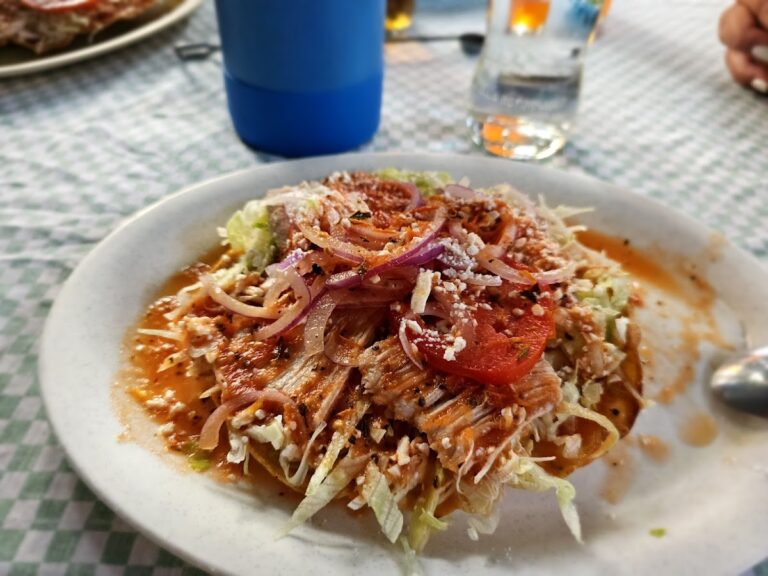 6055 cenaduria antojitos mexicanos 768x576