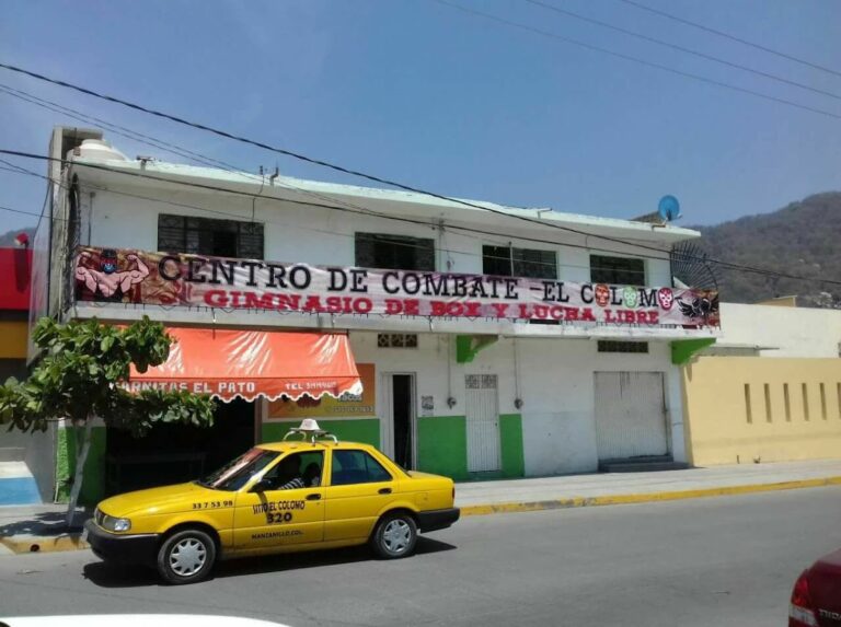 6098 carnitas el pato 768x573