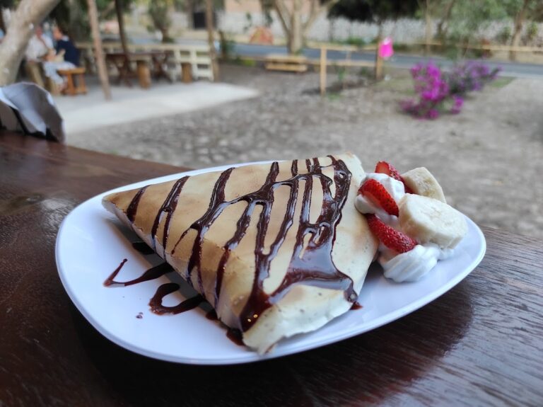 6384 cafe escondido 768x575