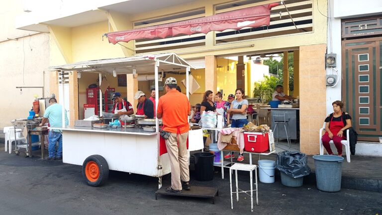 6457 taqueria navarro 768x432