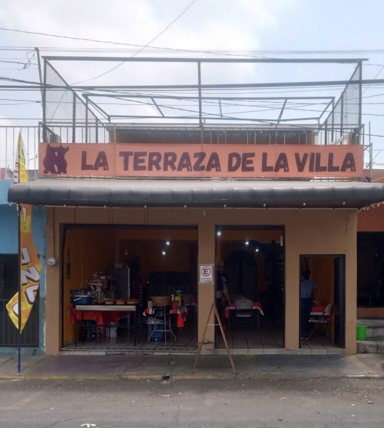 664 la terraza de la villa 768x857