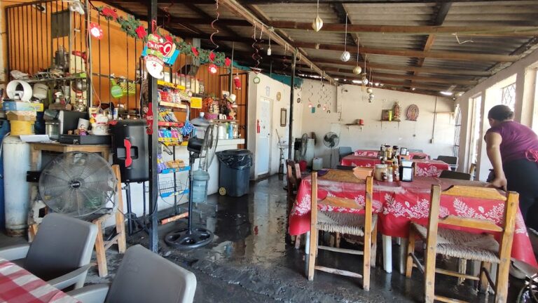 674 restaurant 768x432