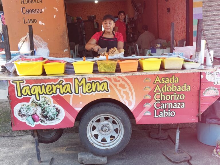 957 taqueria mena 768x576