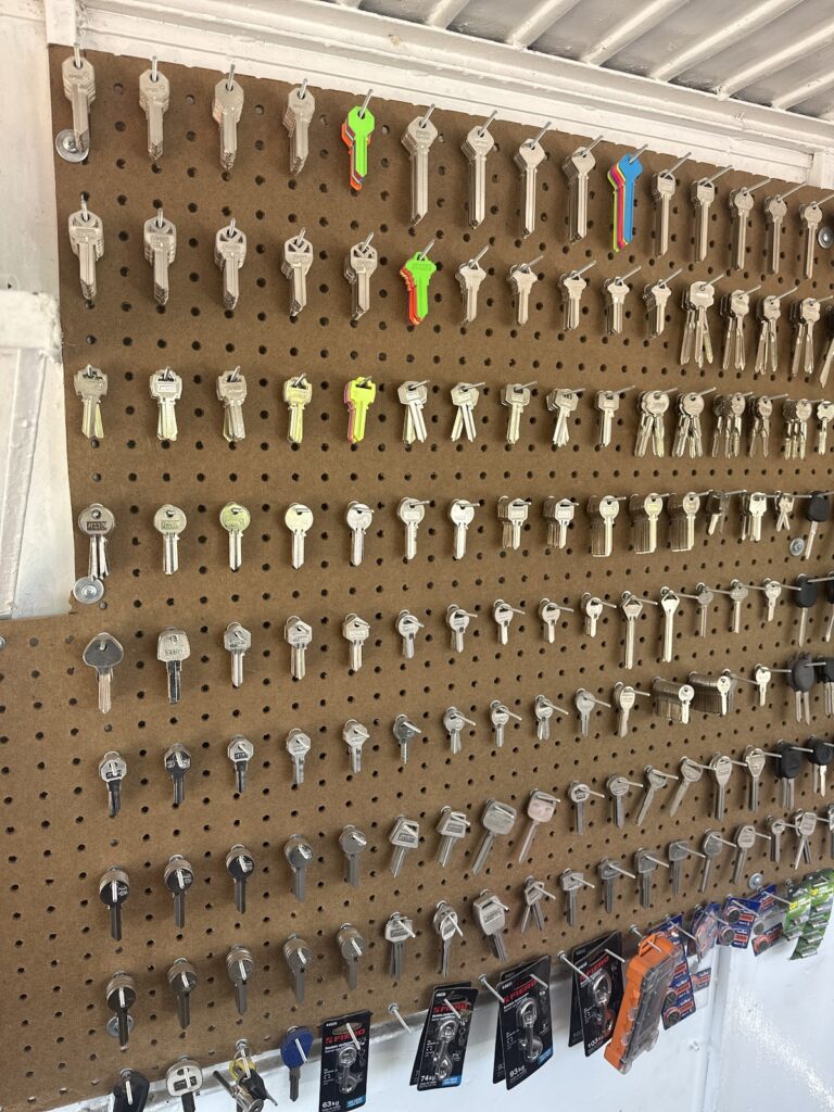 10593 zam cerrajeria automotriz colinas de tonala 768x1024