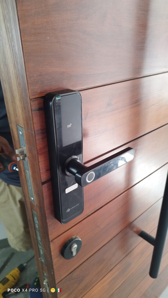 10789 cerrajero 24 horas playa del carmen 577x1024