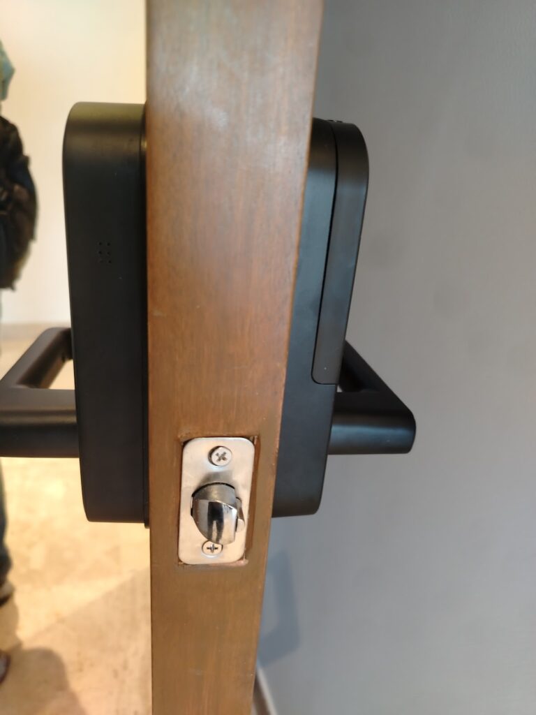 10793 cerrajero 24 horas 768x1024