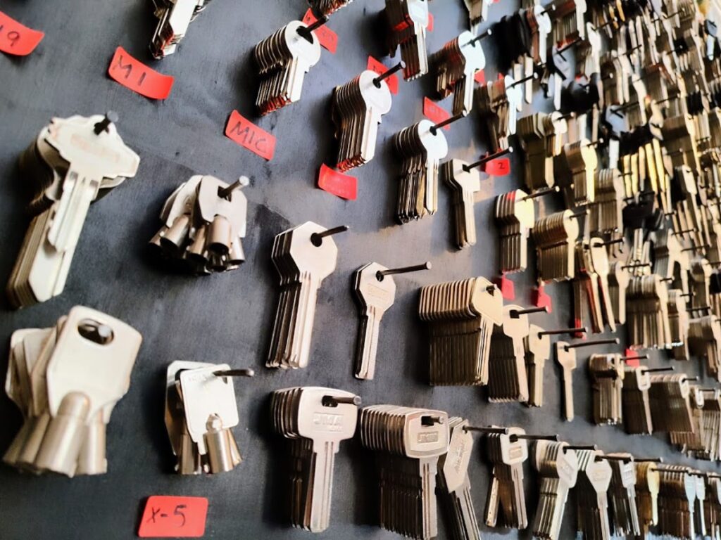 10975 cerrajeria velazquez 1024x768