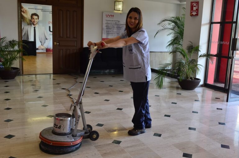 14453 grupo todo limpio 768x509