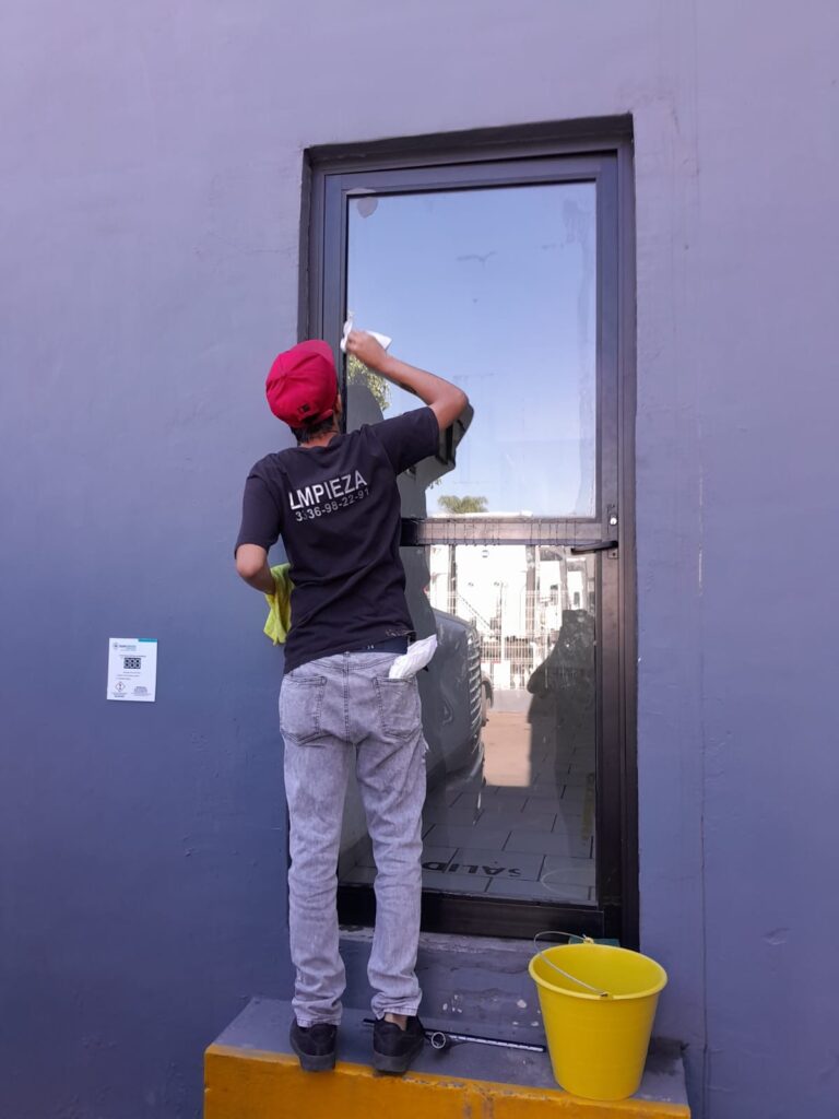 14478 batilimpio 768x1024