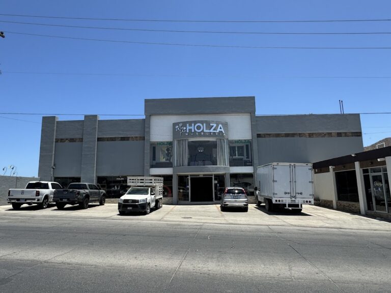 15568 holza muebleria 768x576