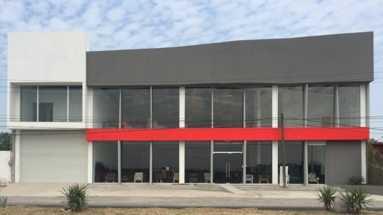 15918 comercial mueblera veracruz 768x432