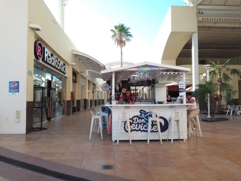 15979 radioshack plaza san lucas 768x577