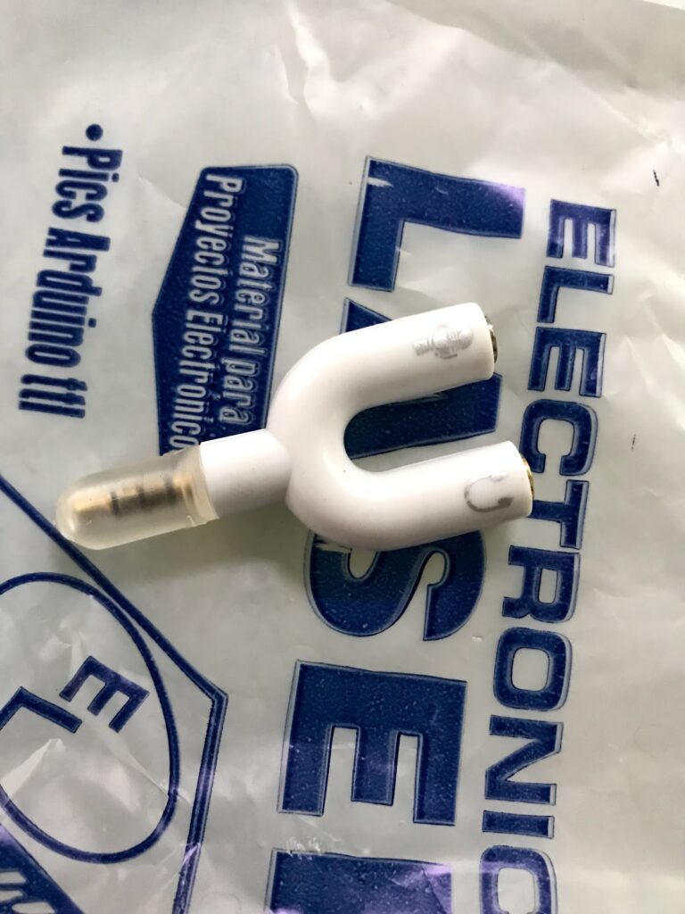 16282 electronica laser 768x1024