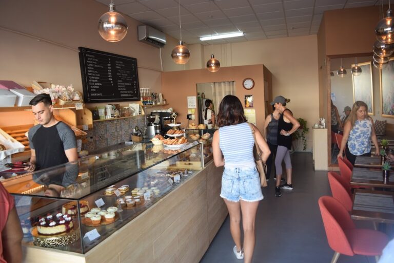 16369 soleil boutique panaderia pasteleria bakery cafe 768x512
