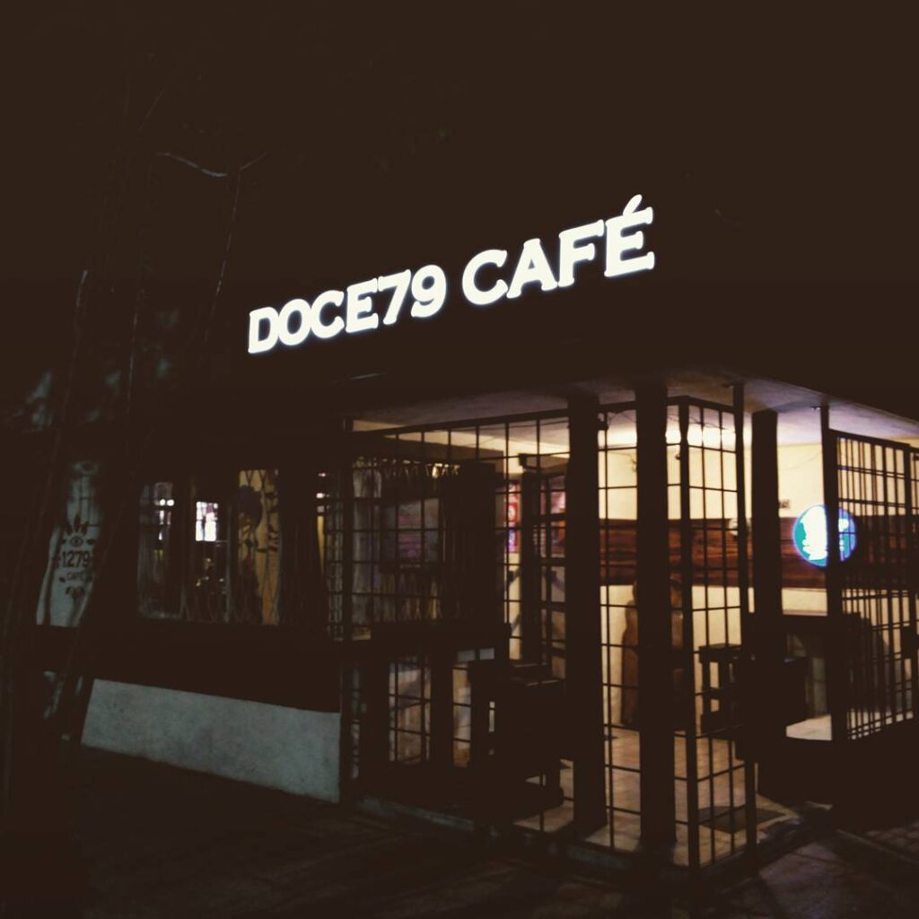 17106 1279 cafe 1024x1024