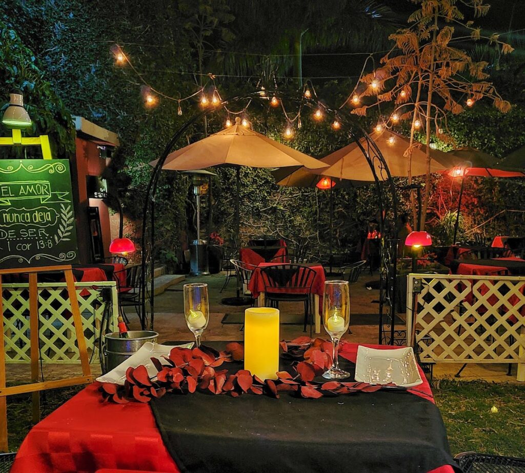 17120 cafe san roman 1024x922